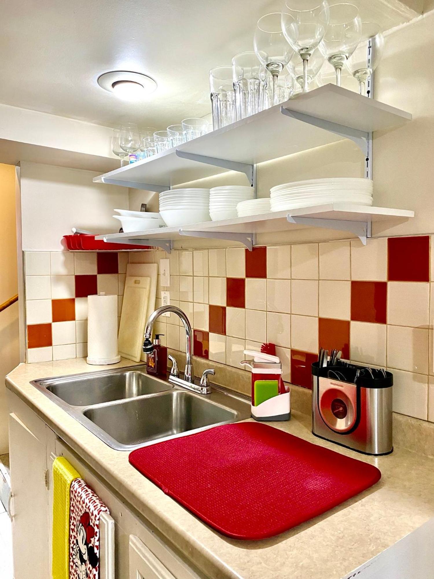 Tiny Private Room On The 1St Floor With Shared Bathroom Near Seatac Airport And Downtown Seattle Ngoại thất bức ảnh