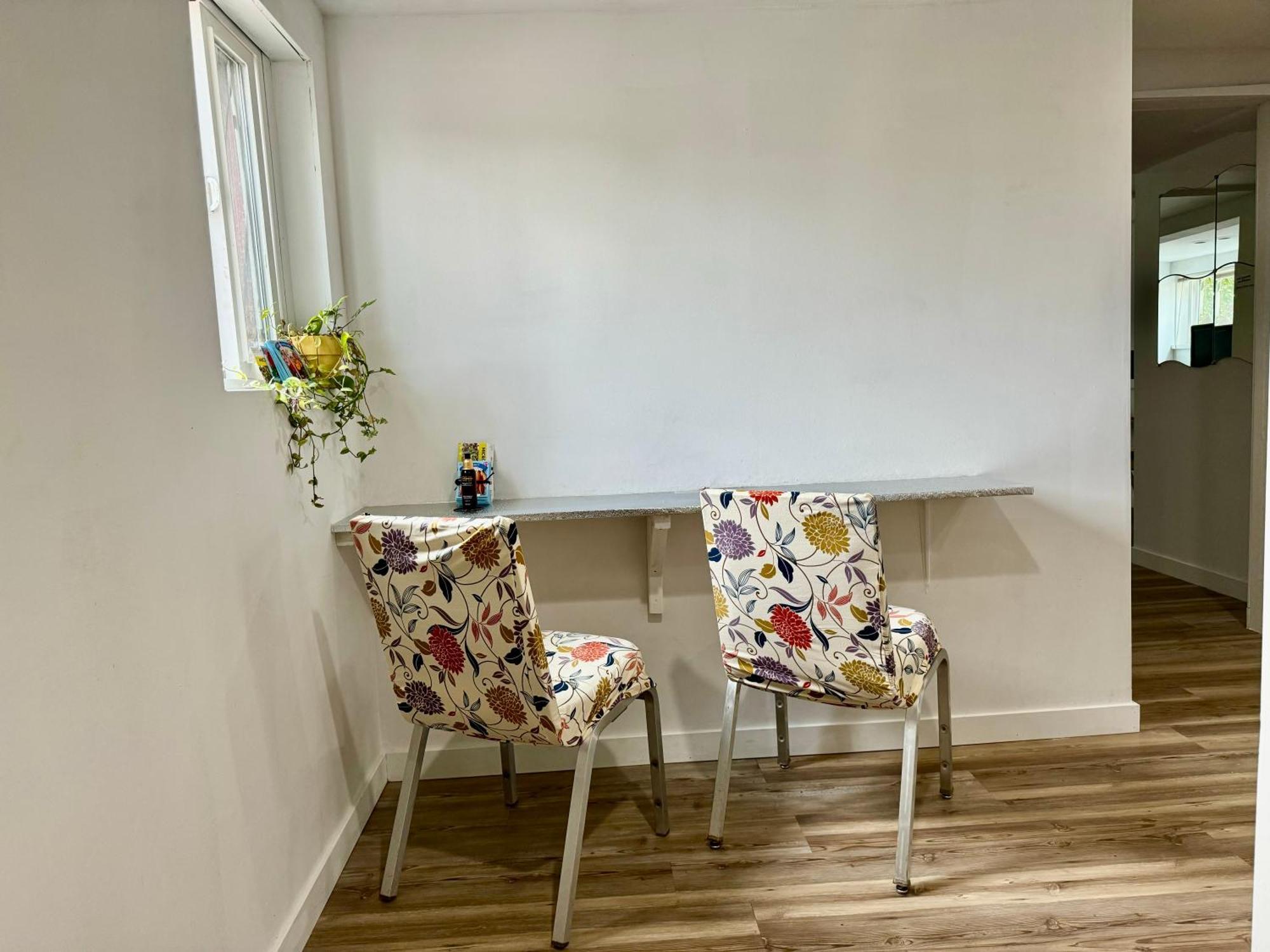 Tiny Private Room On The 1St Floor With Shared Bathroom Near Seatac Airport And Downtown Seattle Ngoại thất bức ảnh