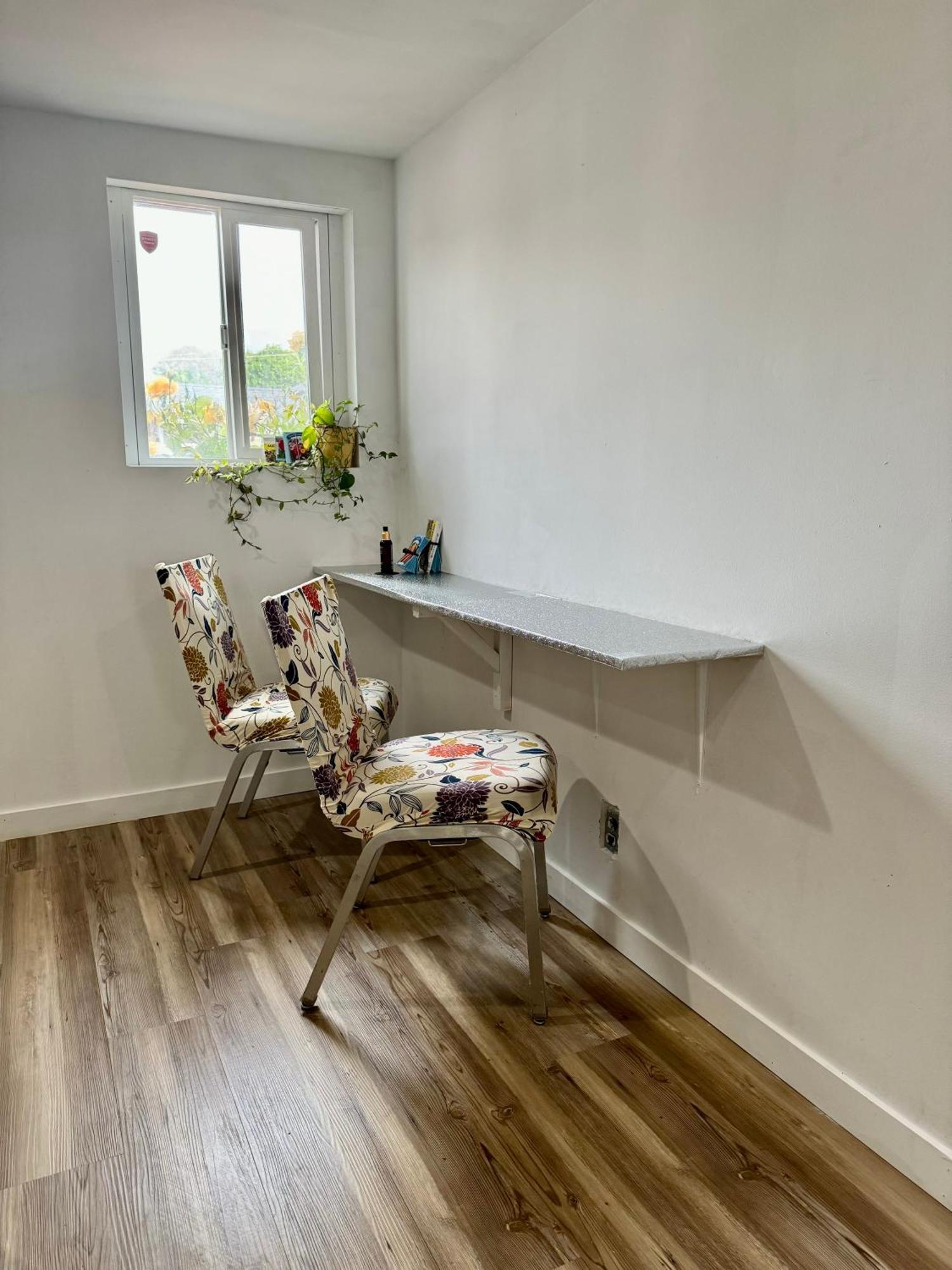 Tiny Private Room On The 1St Floor With Shared Bathroom Near Seatac Airport And Downtown Seattle Ngoại thất bức ảnh
