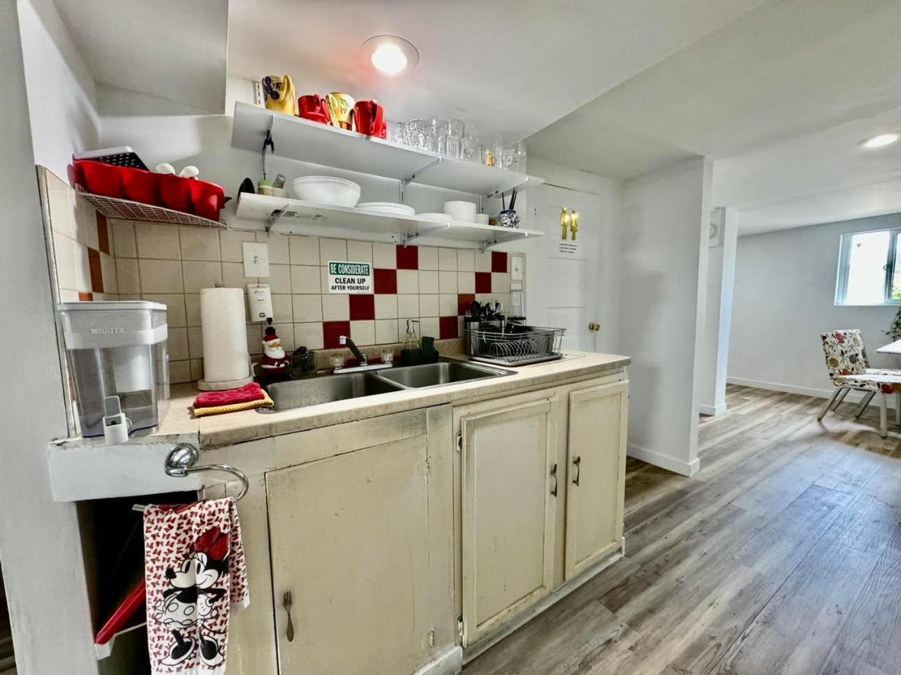 Tiny Private Room On The 1St Floor With Shared Bathroom Near Seatac Airport And Downtown Seattle Ngoại thất bức ảnh